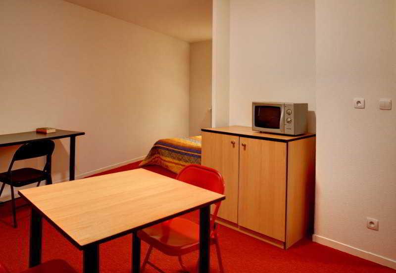 Kosy Appart'Hotels - La Maison Des Chercheurs Vandoeuvre-lès-Nancy Dış mekan fotoğraf